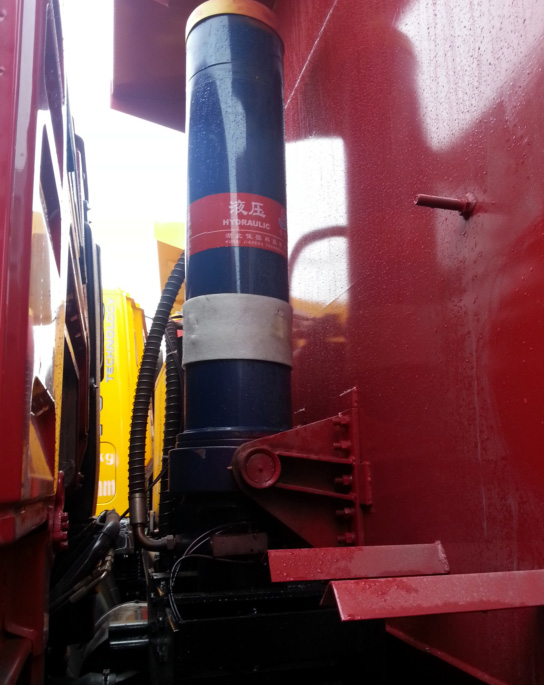 &ldquo;�Ѻ�&rdquo;���͸��ڼtɫ܇�����r�������{(l��n)ɫ����Խ�l(f��)�W��ҫ��